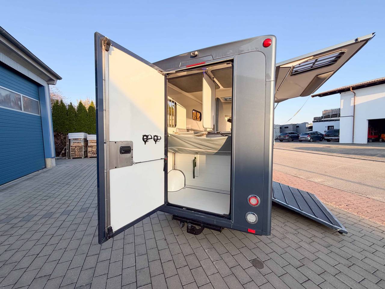 Kleine paardenvrachtwagen (B rijbewijs) Autre marque OPEL MOVANO 150 AUTOMATIQUE EXCELSION 5 2013 Tweedehands