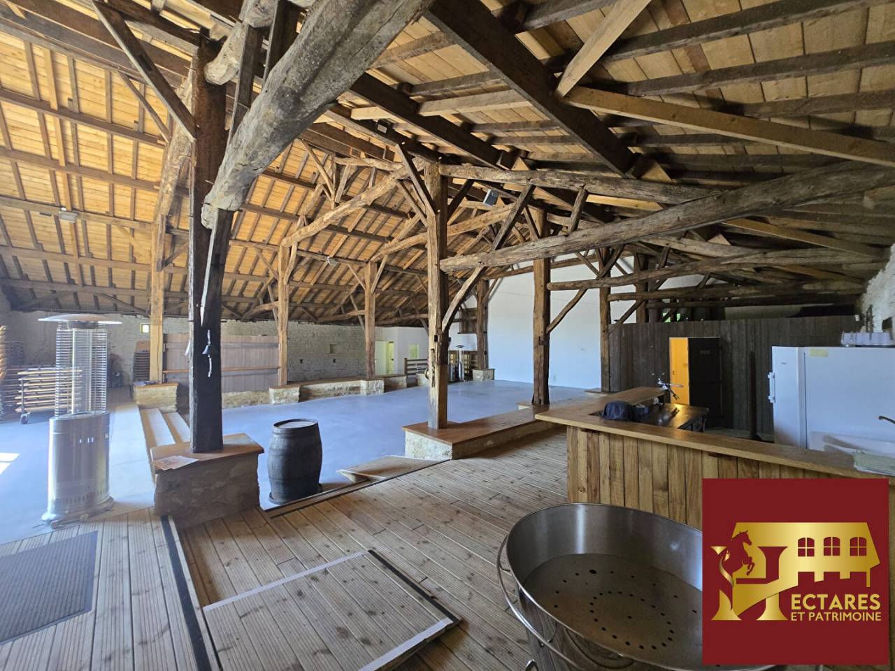 Paarden accommodatie Koop Vend&eacute;e