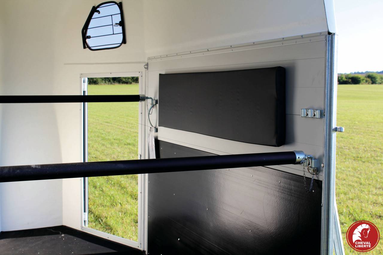 Paardentrailers Cheval Liberté Gold One "White Line" blanc 1,5 Paard 2024 Nieuw
