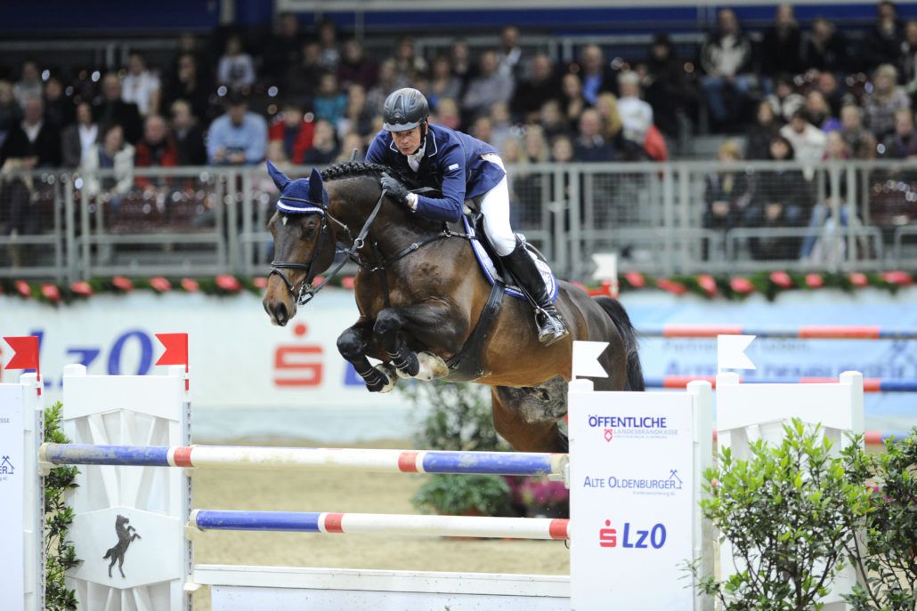 Contact van de Heffinck - Holsteiner 2001