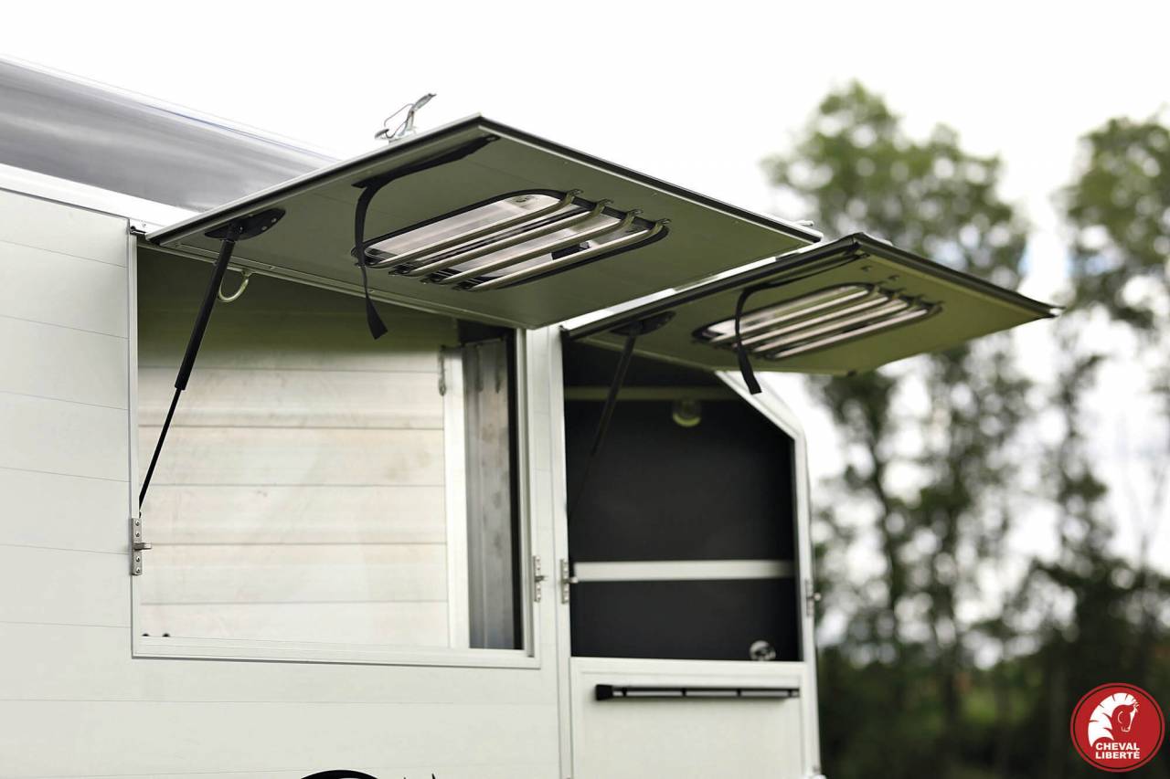 Paardentrailers Cheval Liberté MAXI 2 2 Paarden 2024 Nieuw