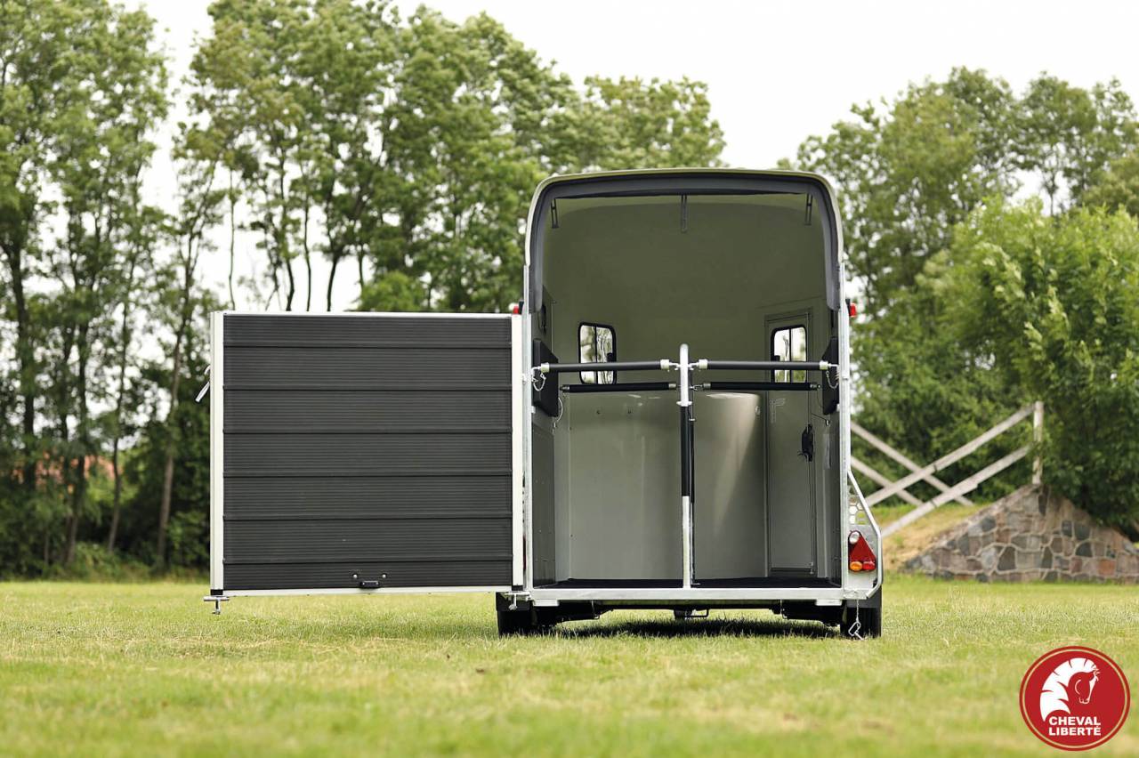 Paardentrailers Cheval Liberté Gold 3 2 Paarden 2024 Nieuw