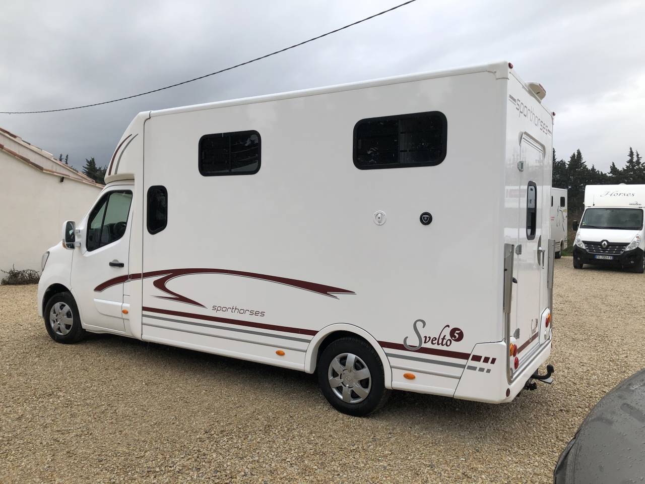 Kleine paardenvrachtwagen (B rijbewijs) Trans Box SVELTO 5 S 2024 Nieuw