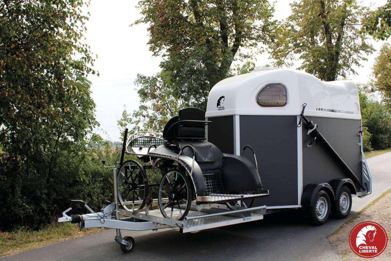 Paardentrailers Cheval Liberté Gold Hippomobile 2 Paarden 2024 Nieuw