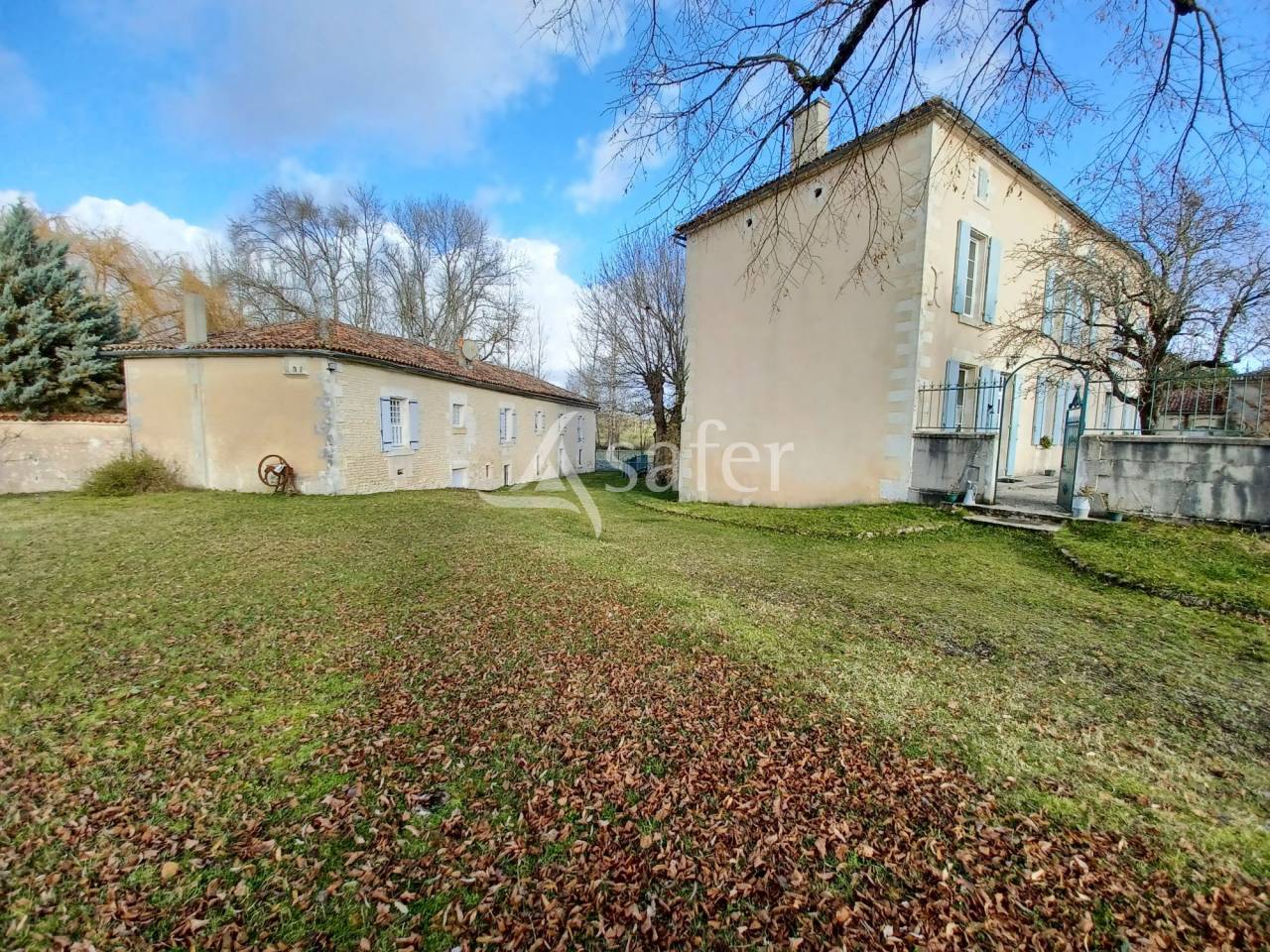 Ander plattelands vastgoed Koop Charente