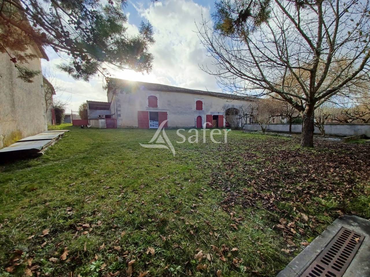 Ander plattelands vastgoed Koop Charente