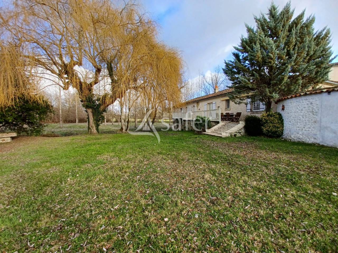 Ander plattelands vastgoed Koop Charente