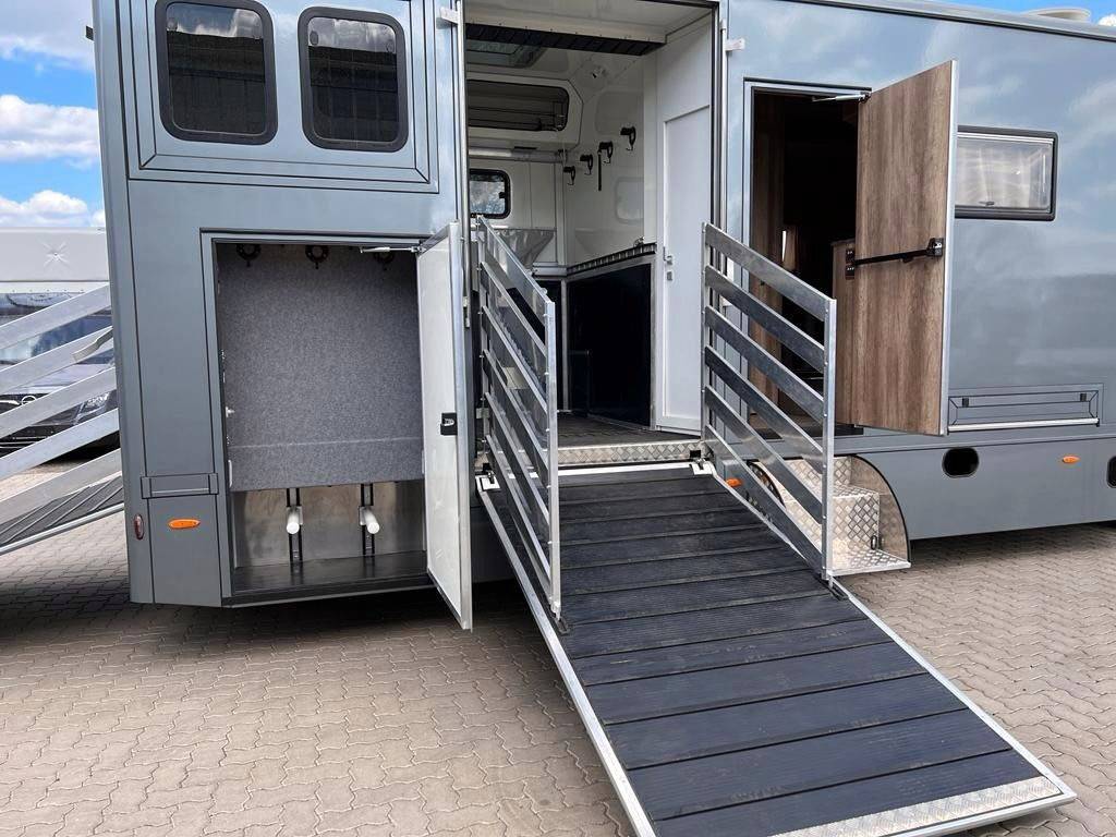 Zware paardenvrachtwagen (groot rijbewijs) Autre marque FUSO  0 Nieuw