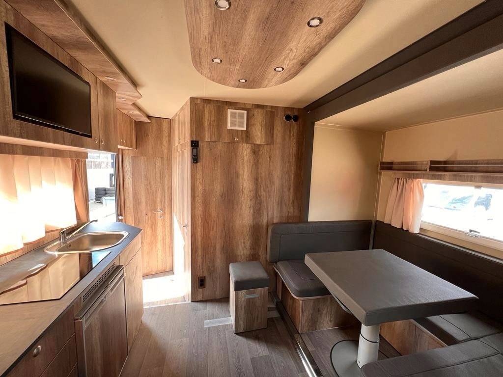 Zware paardenvrachtwagen (groot rijbewijs) Autre marque FUSO  0 Nieuw