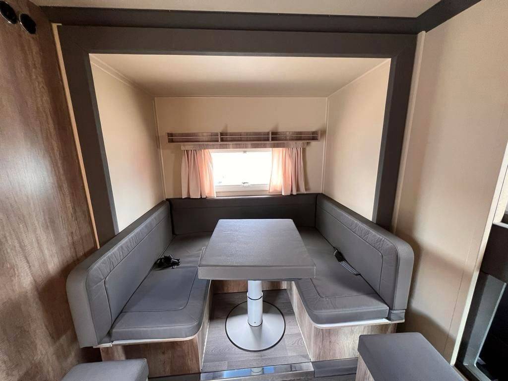 Zware paardenvrachtwagen (groot rijbewijs) Autre marque FUSO  0 Nieuw