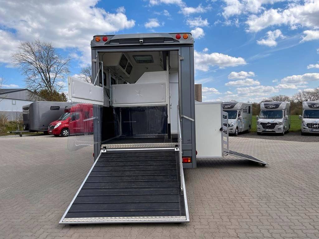 Zware paardenvrachtwagen (groot rijbewijs) Autre marque FUSO  0 Nieuw