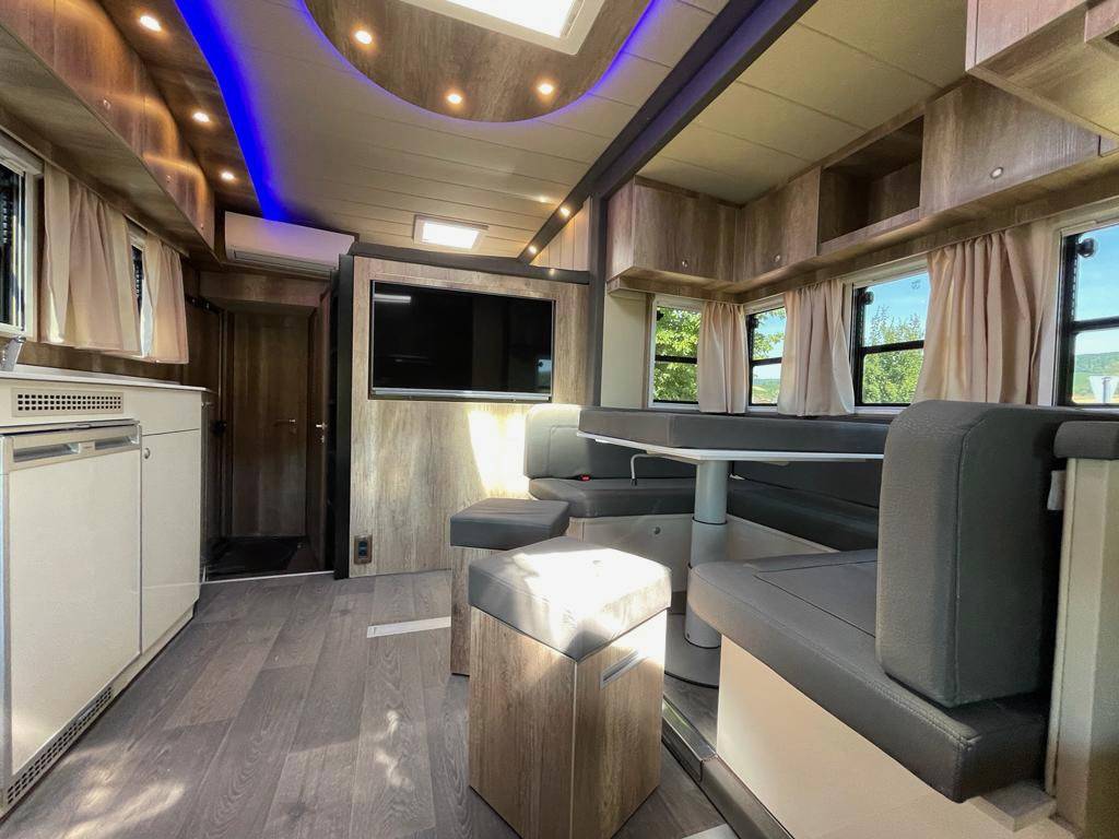 Zware paardenvrachtwagen (groot rijbewijs) Autre marque VOLVO 0 Nieuw