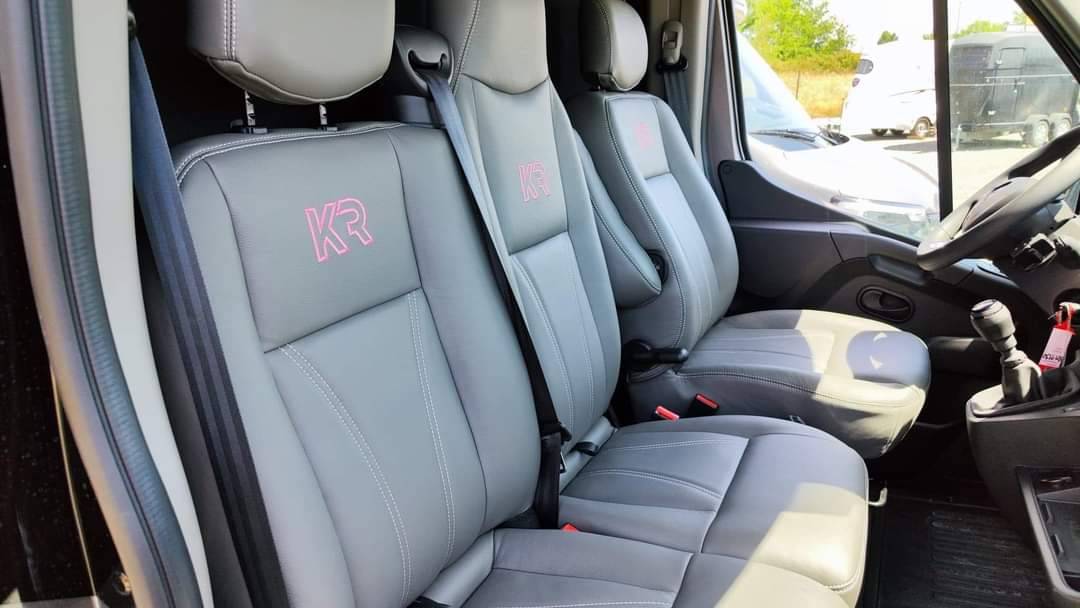 Kleine paardenvrachtwagen (B rijbewijs) Krismar  2023 Nieuw