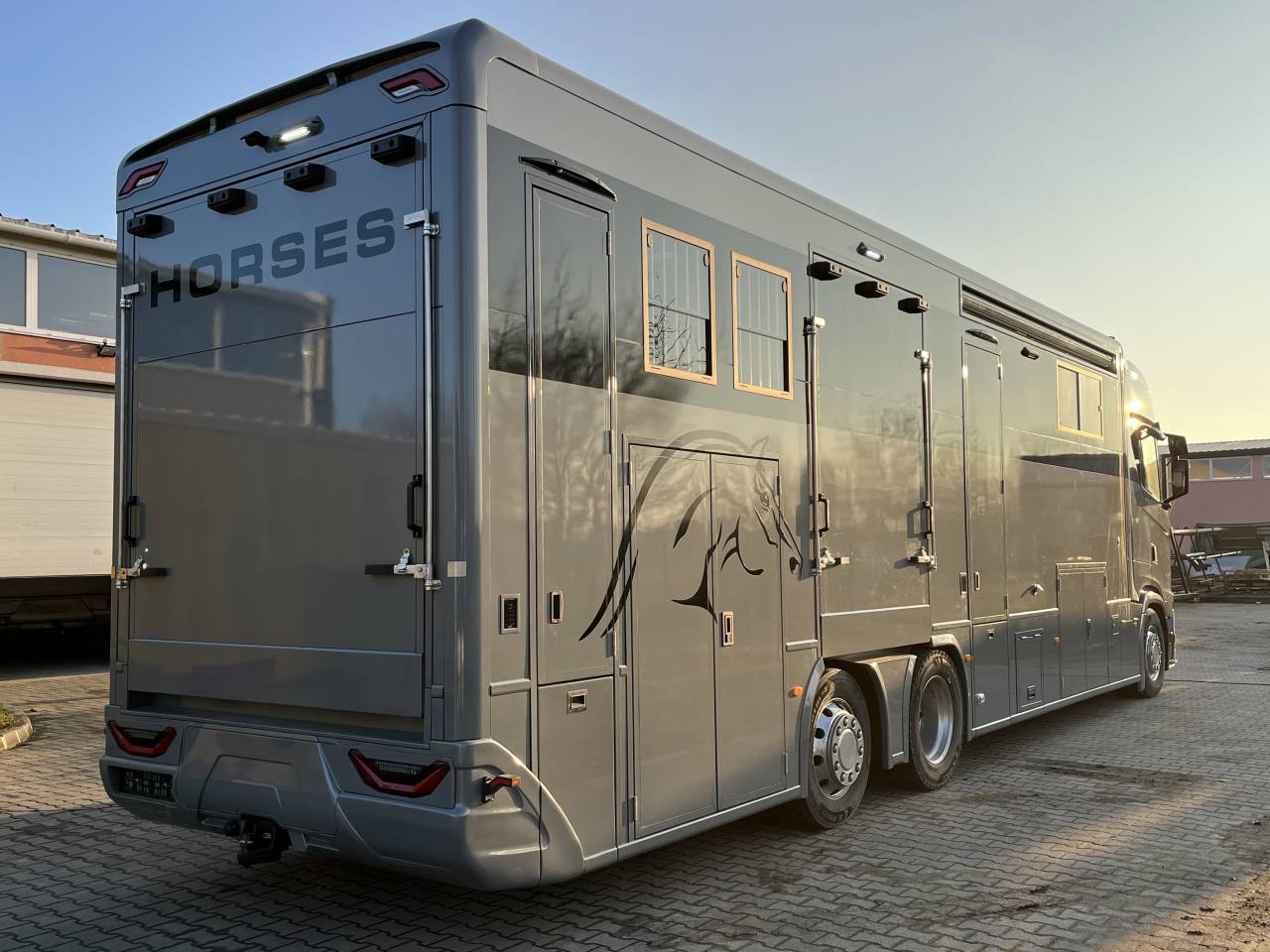 Zware paardenvrachtwagen (groot rijbewijs) Scania SCANIA 0 Nieuw