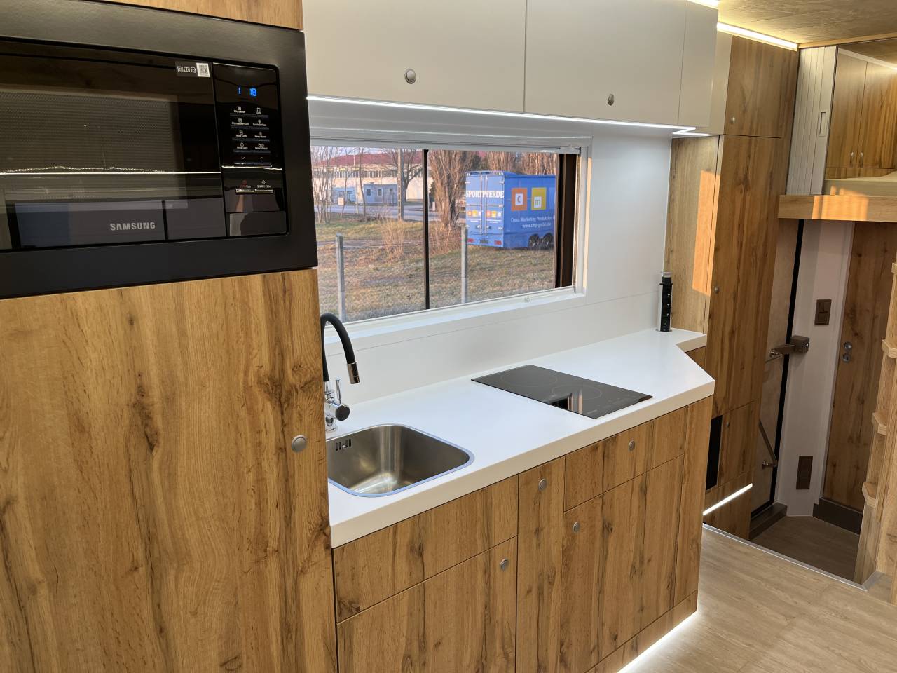 Zware paardenvrachtwagen (groot rijbewijs) Scania SCANIA 0 Nieuw