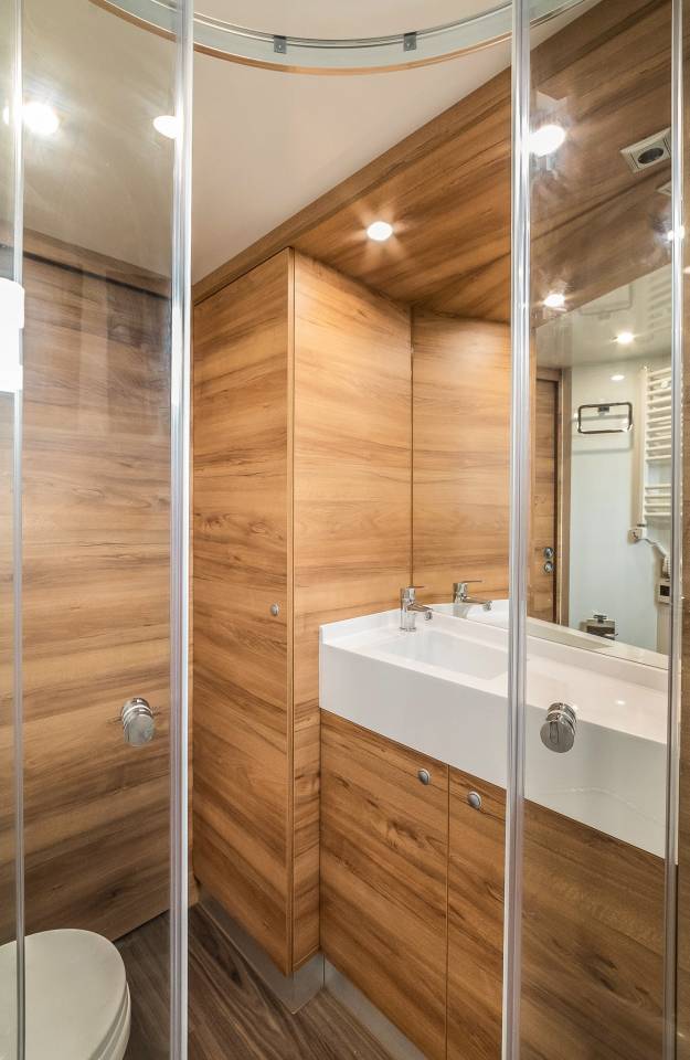 Zware paardenvrachtwagen (groot rijbewijs) Krismar Professionnelle / Exclusive 2023 Nieuw