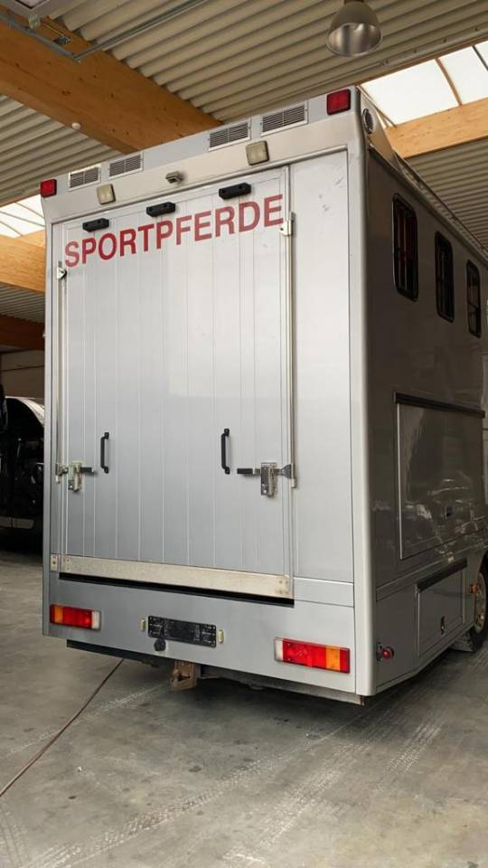 Zware paardenvrachtwagen (groot rijbewijs) Man MAN 0 Tweedehands