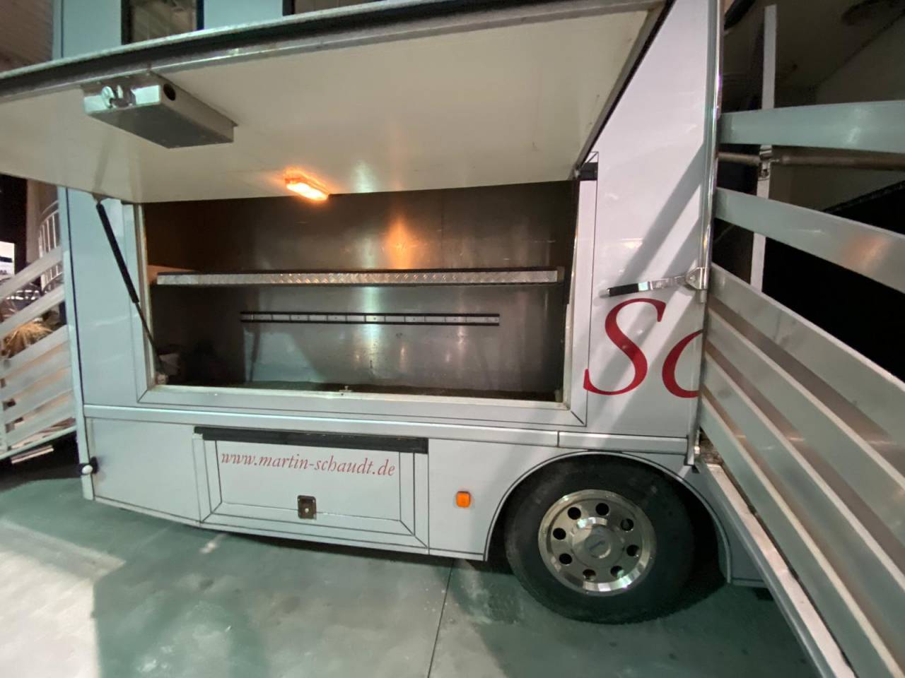 Zware paardenvrachtwagen (groot rijbewijs) Man MAN 0 Tweedehands