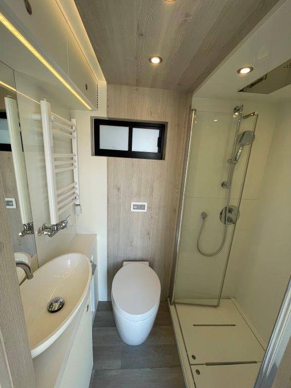 Zware paardenvrachtwagen (groot rijbewijs) STX MERCEDES 2018 Tweedehands