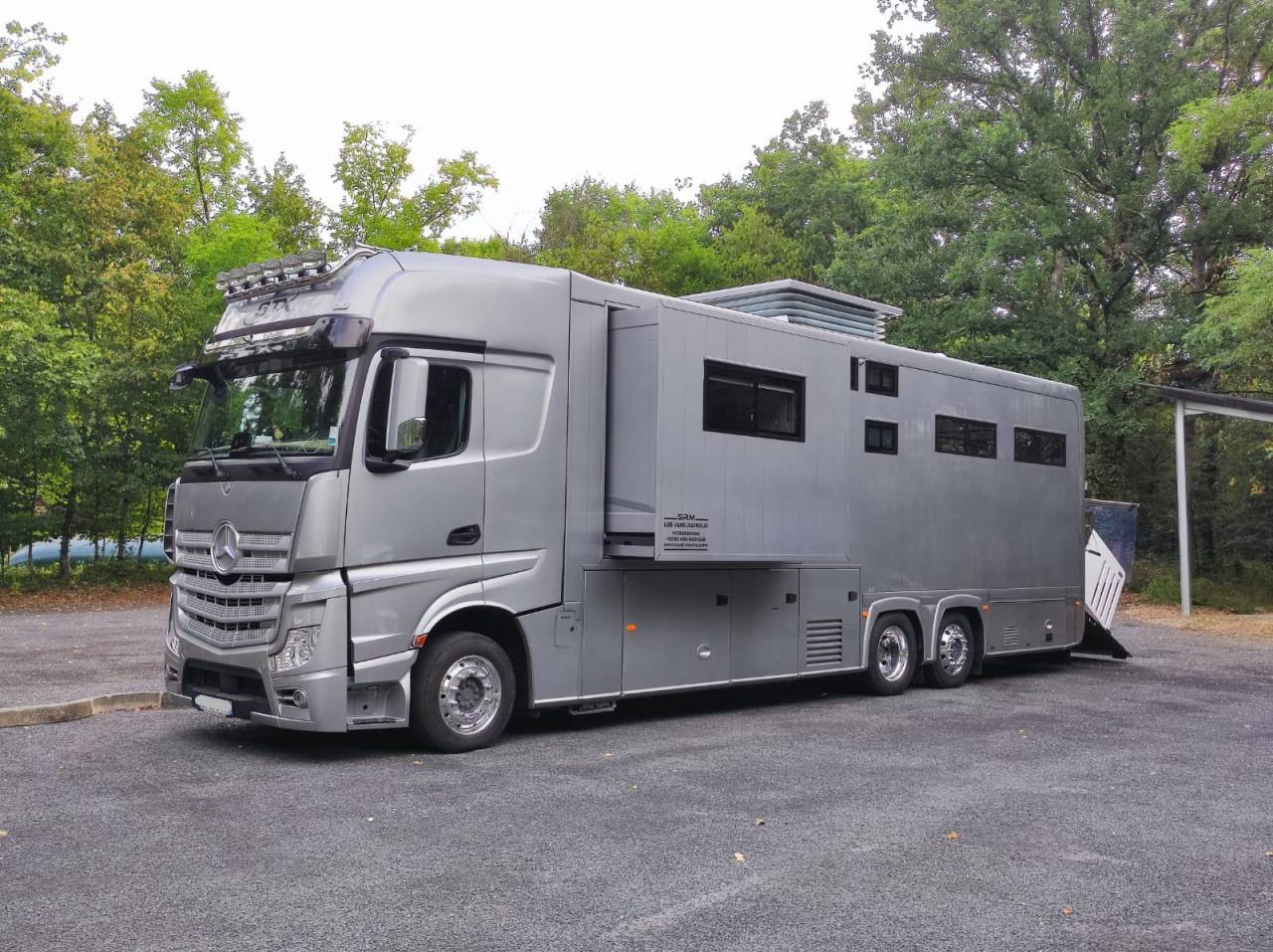 Zware paardenvrachtwagen (groot rijbewijs) STX MERCEDES 2018 Tweedehands
