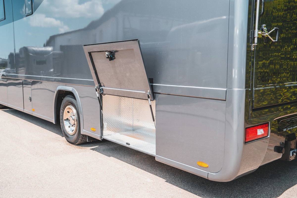 Zware paardenvrachtwagen (groot rijbewijs) Mercedes MERCEDES-BENZ 0 Tweedehands