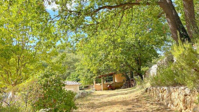 Mooi hippisch vastgoed Koop Var