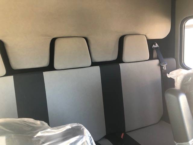 Kleine paardenvrachtwagen (B rijbewijs) Trans Box New svelto 5  2024 Nieuw