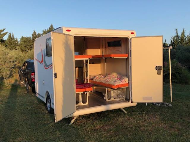 Kleine paardenvrachtwagen (B rijbewijs) Trans Box sporting 4 2023 Nieuw