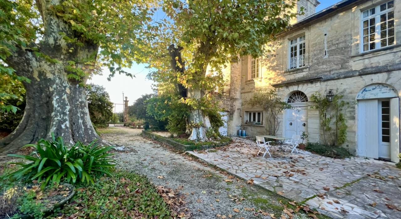 Mooi hippisch vastgoed Koop Gard