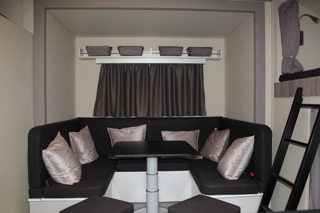 Zware paardenvrachtwagen (groot rijbewijs) Iveco IVECO 0 Nieuw