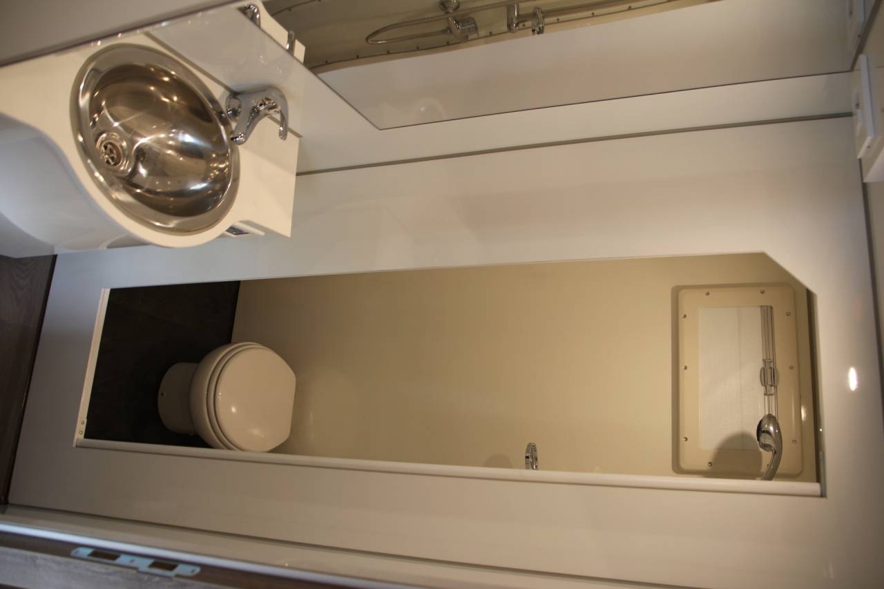 Zware paardenvrachtwagen (groot rijbewijs) Iveco IVECO 0 Nieuw