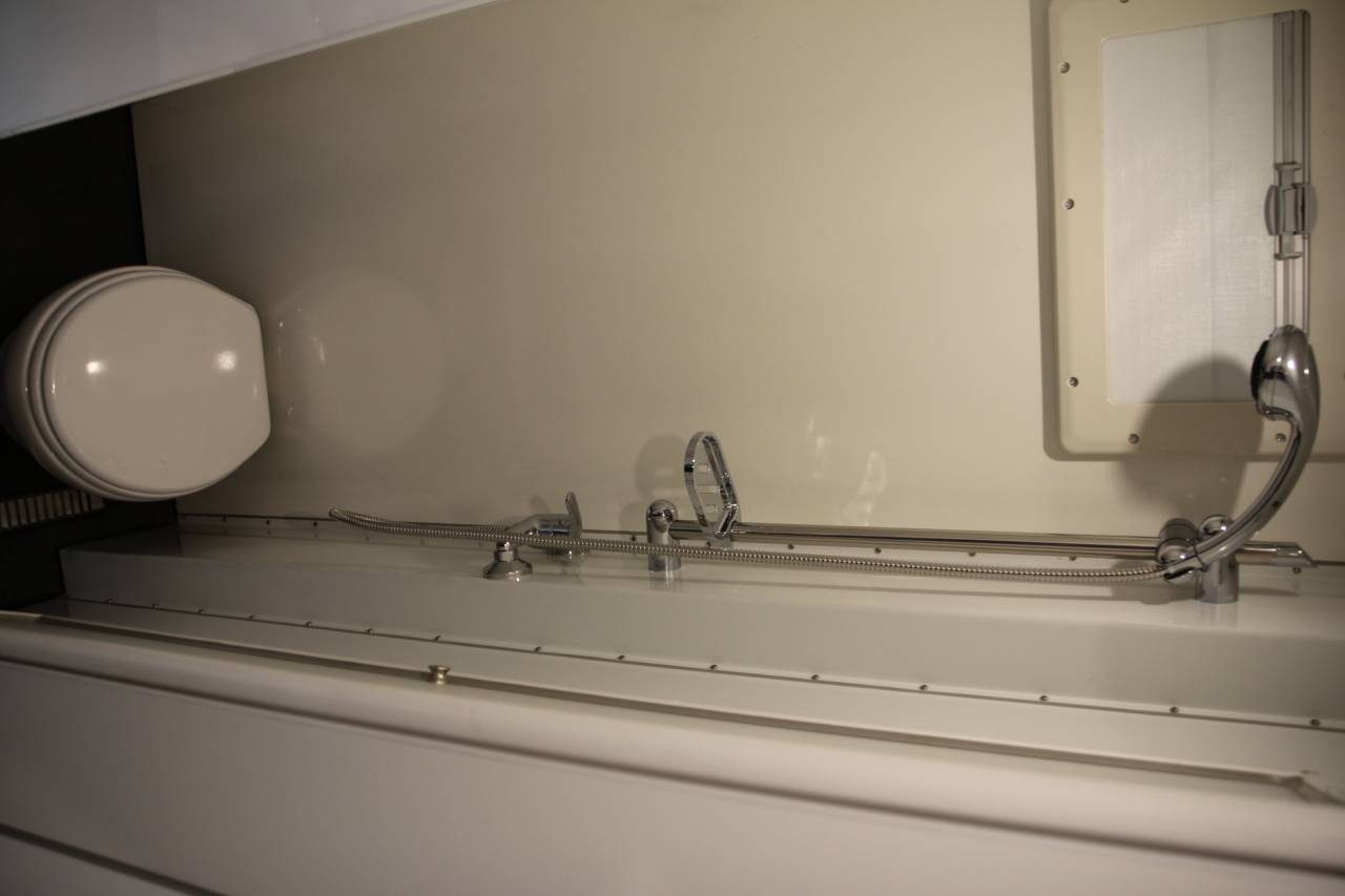 Zware paardenvrachtwagen (groot rijbewijs) Iveco IVECO 0 Nieuw