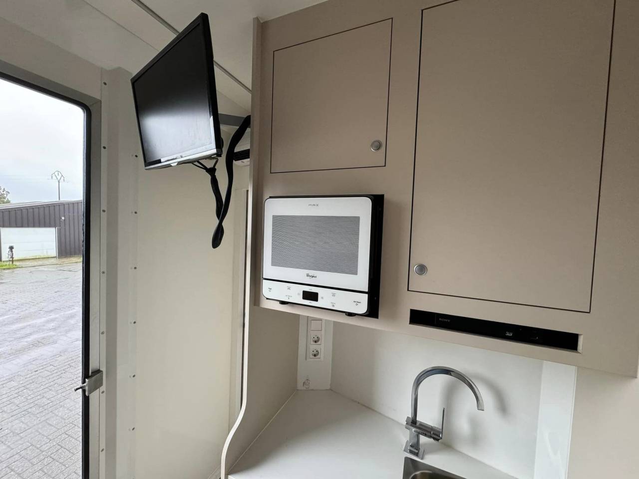 Zware paardenvrachtwagen (groot rijbewijs) STX trailer 2021 Tweedehands