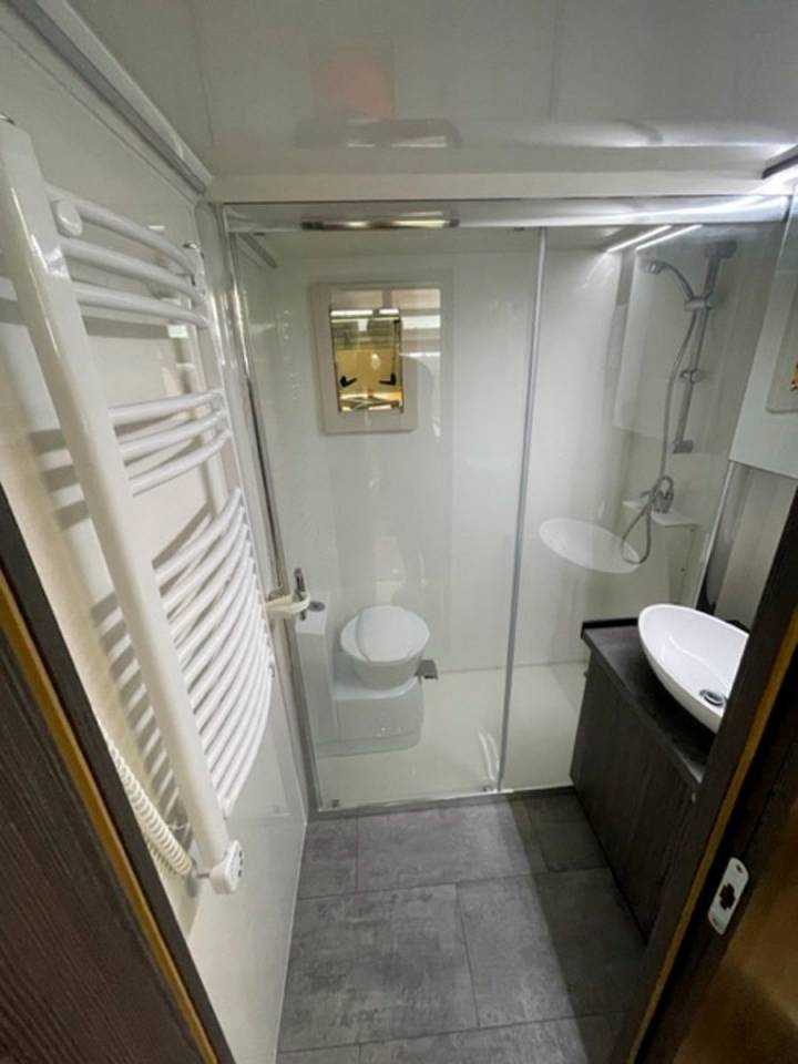 Zware paardenvrachtwagen (groot rijbewijs) Volvo VOLVO 0 Tweedehands