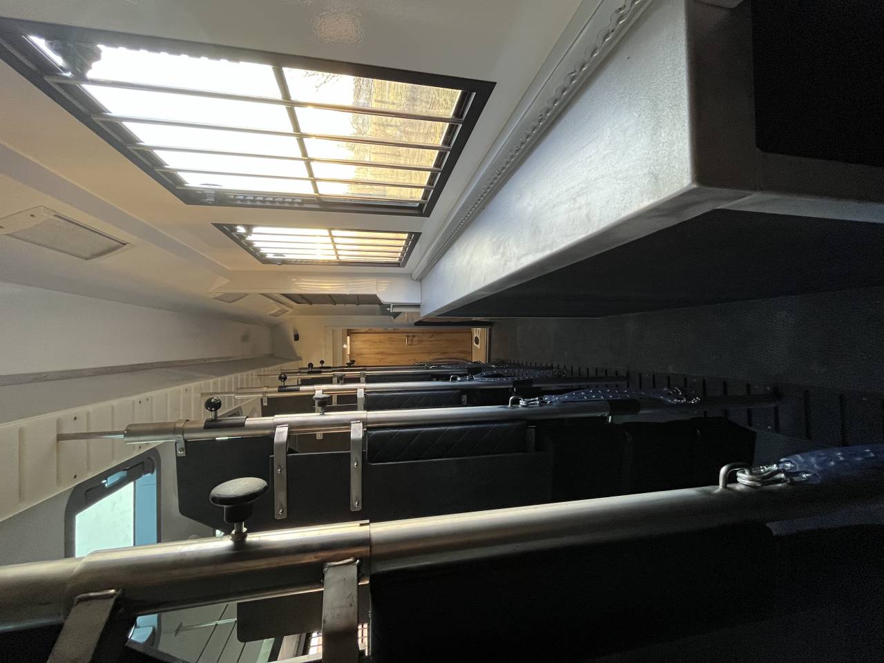 Zware paardenvrachtwagen (groot rijbewijs) Scania SCANIA 0 Nieuw