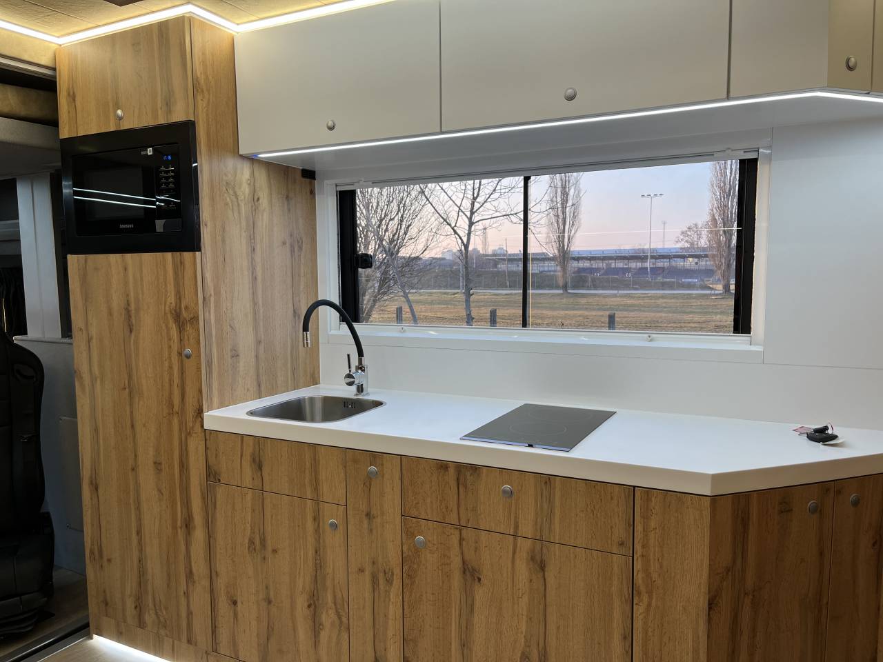 Zware paardenvrachtwagen (groot rijbewijs) Scania SCANIA 0 Nieuw