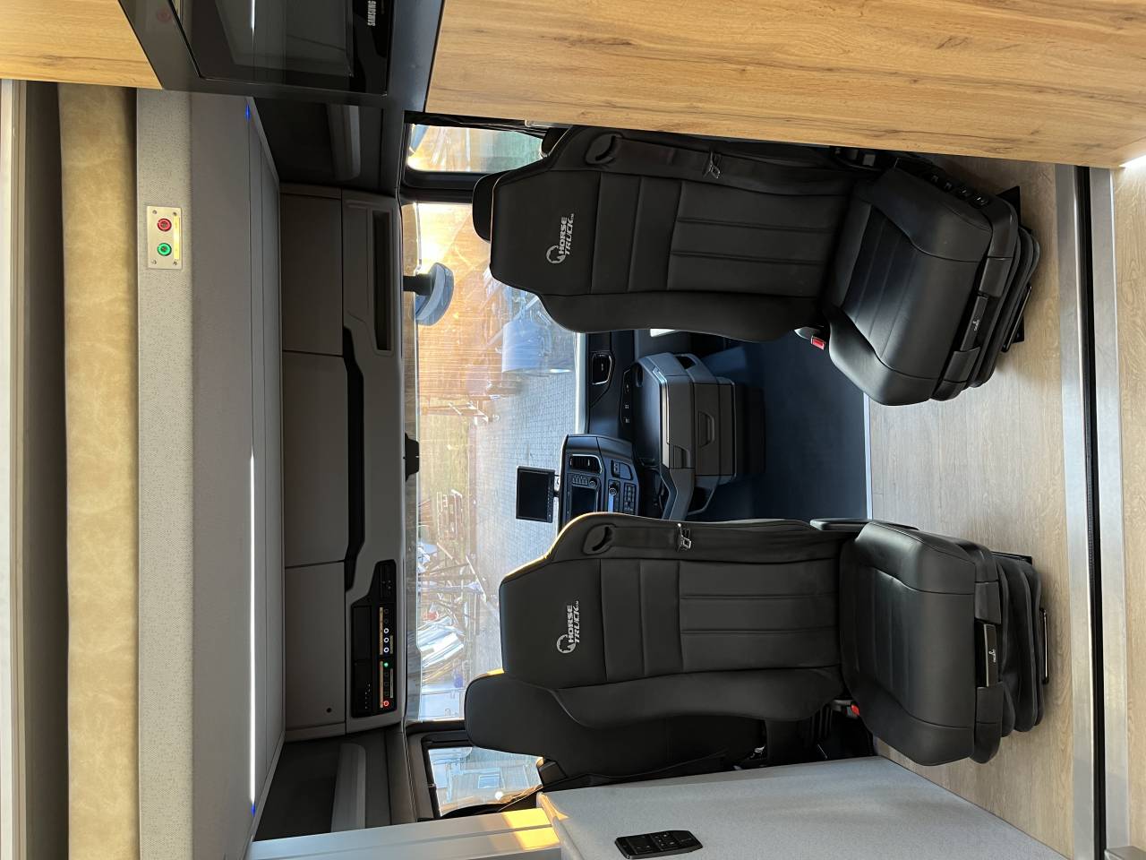 Zware paardenvrachtwagen (groot rijbewijs) Scania SCANIA 0 Nieuw