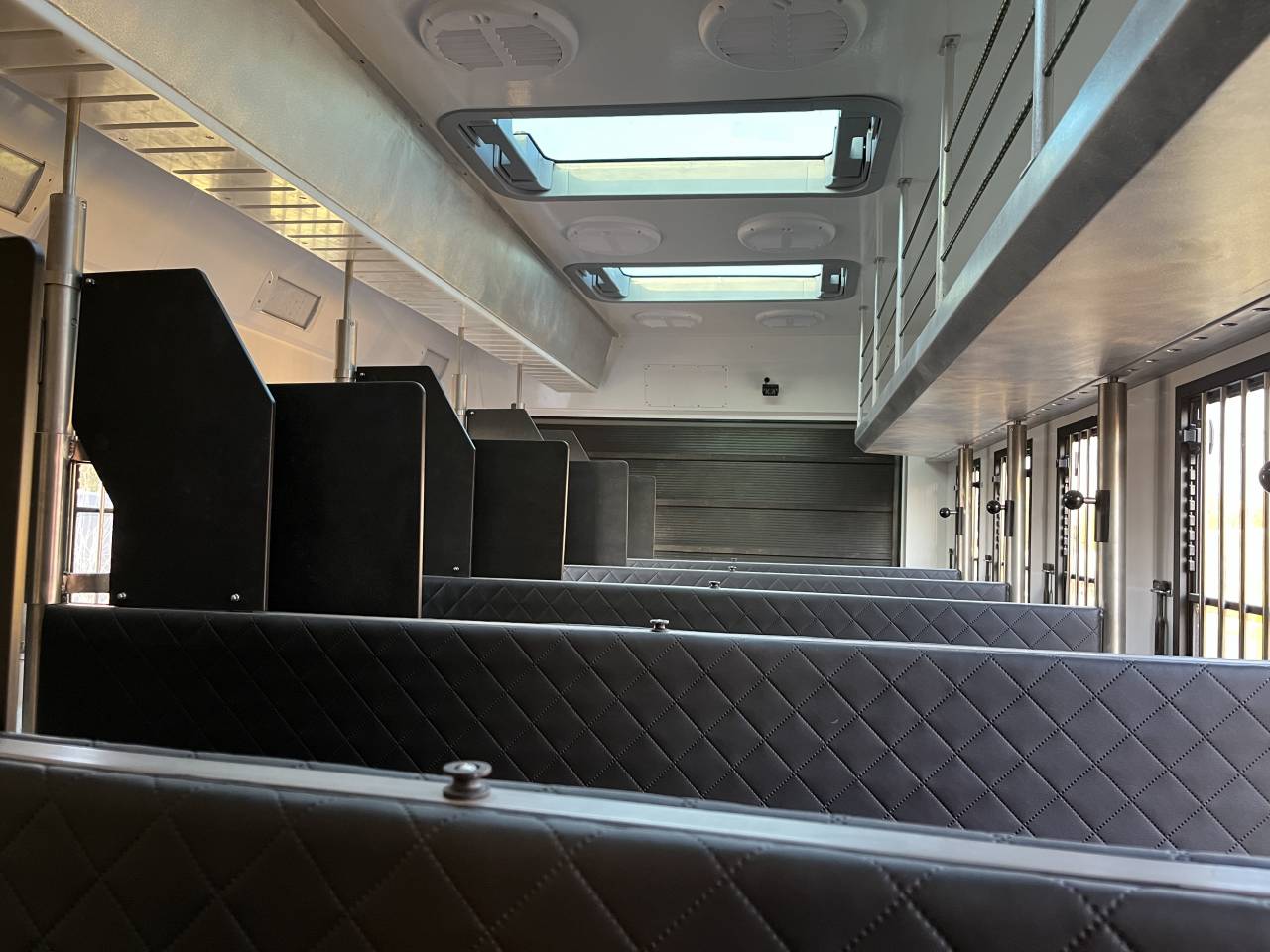 Zware paardenvrachtwagen (groot rijbewijs) Scania SCANIA 0 Nieuw