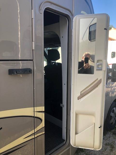 Kleine paardenvrachtwagen (B rijbewijs) Trans Box Svelto 4 2020 Tweedehands