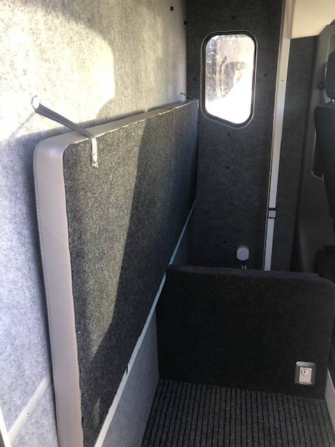 Kleine paardenvrachtwagen (B rijbewijs) Trans Box Svelto 4 2020 Tweedehands