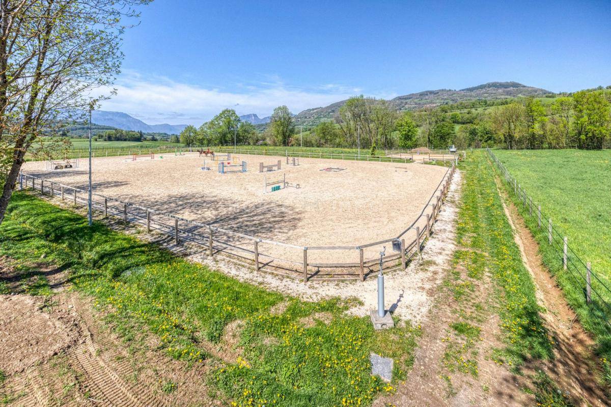 Stoeterij Koop Isère