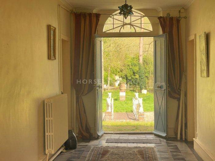 Hippisch vastgoed Koop Orne