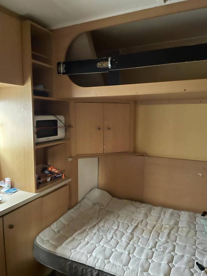 Zware paardenvrachtwagen (groot rijbewijs) Renault RENAULT 0 Tweedehands