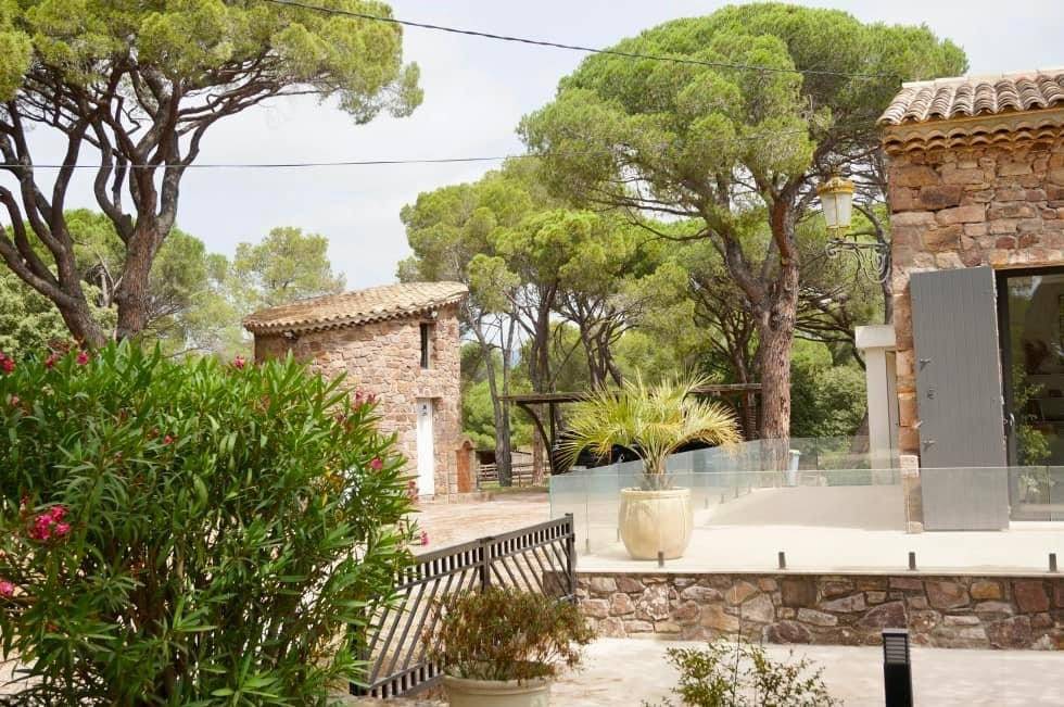 Mooi hippisch vastgoed Koop Var