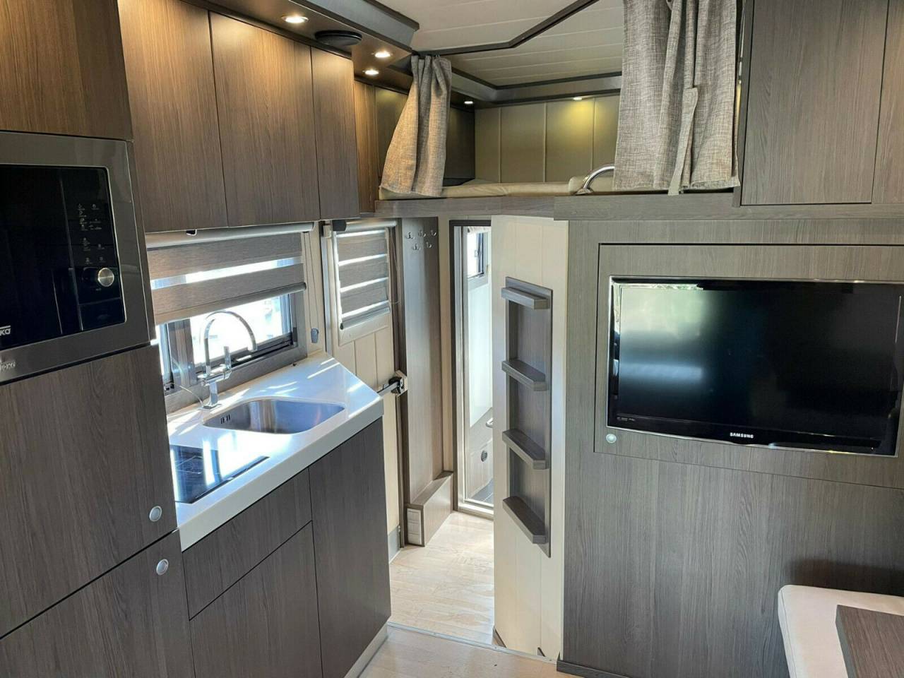 Zware paardenvrachtwagen (groot rijbewijs) Iveco IVECO 0 Tweedehands