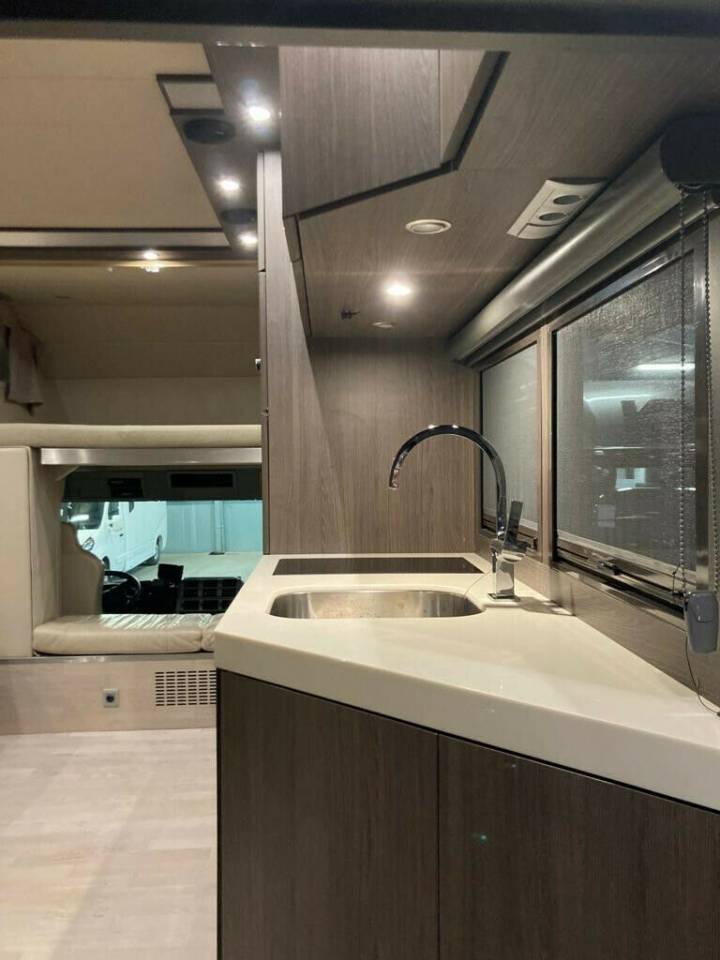 Zware paardenvrachtwagen (groot rijbewijs) Iveco IVECO 0 Tweedehands