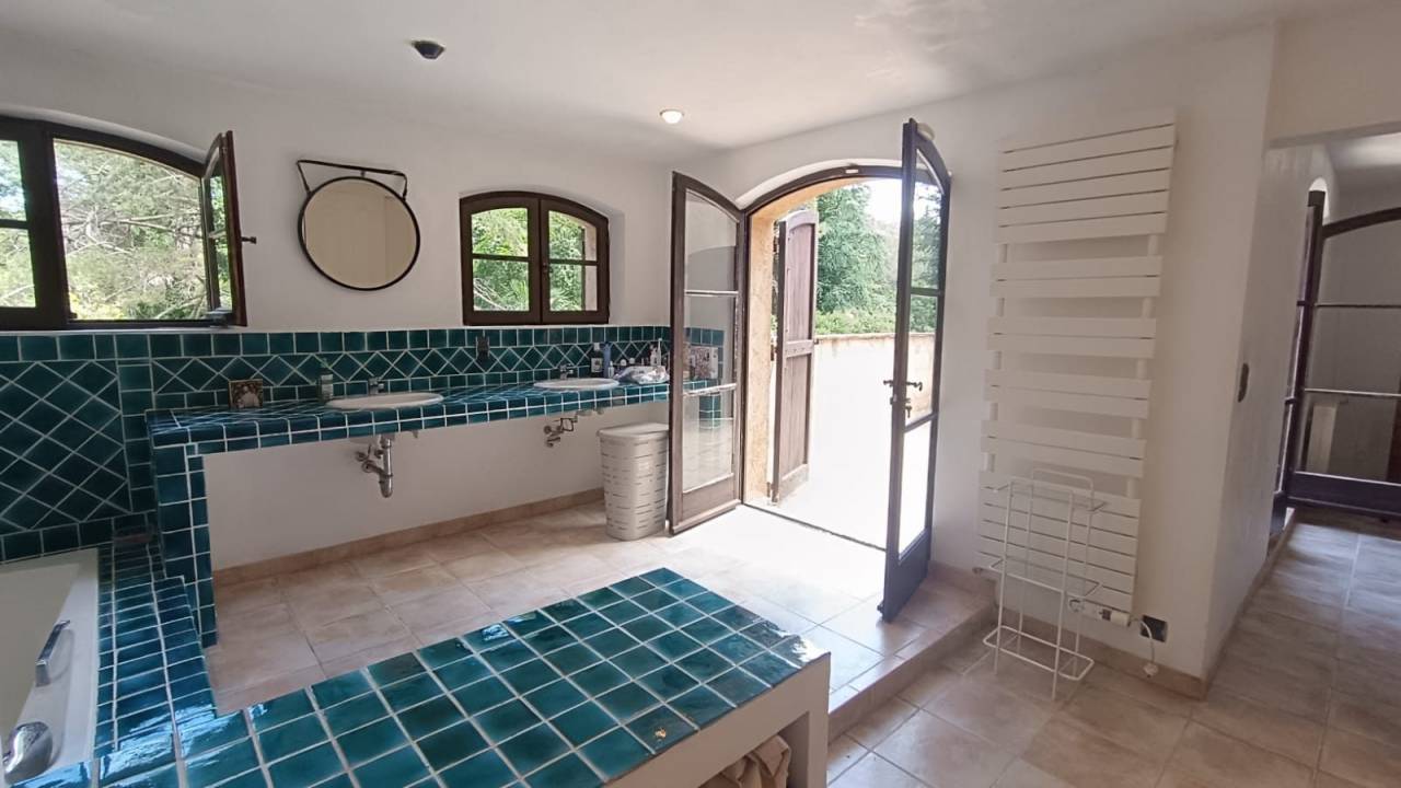 Hippisch vastgoed Koop Var