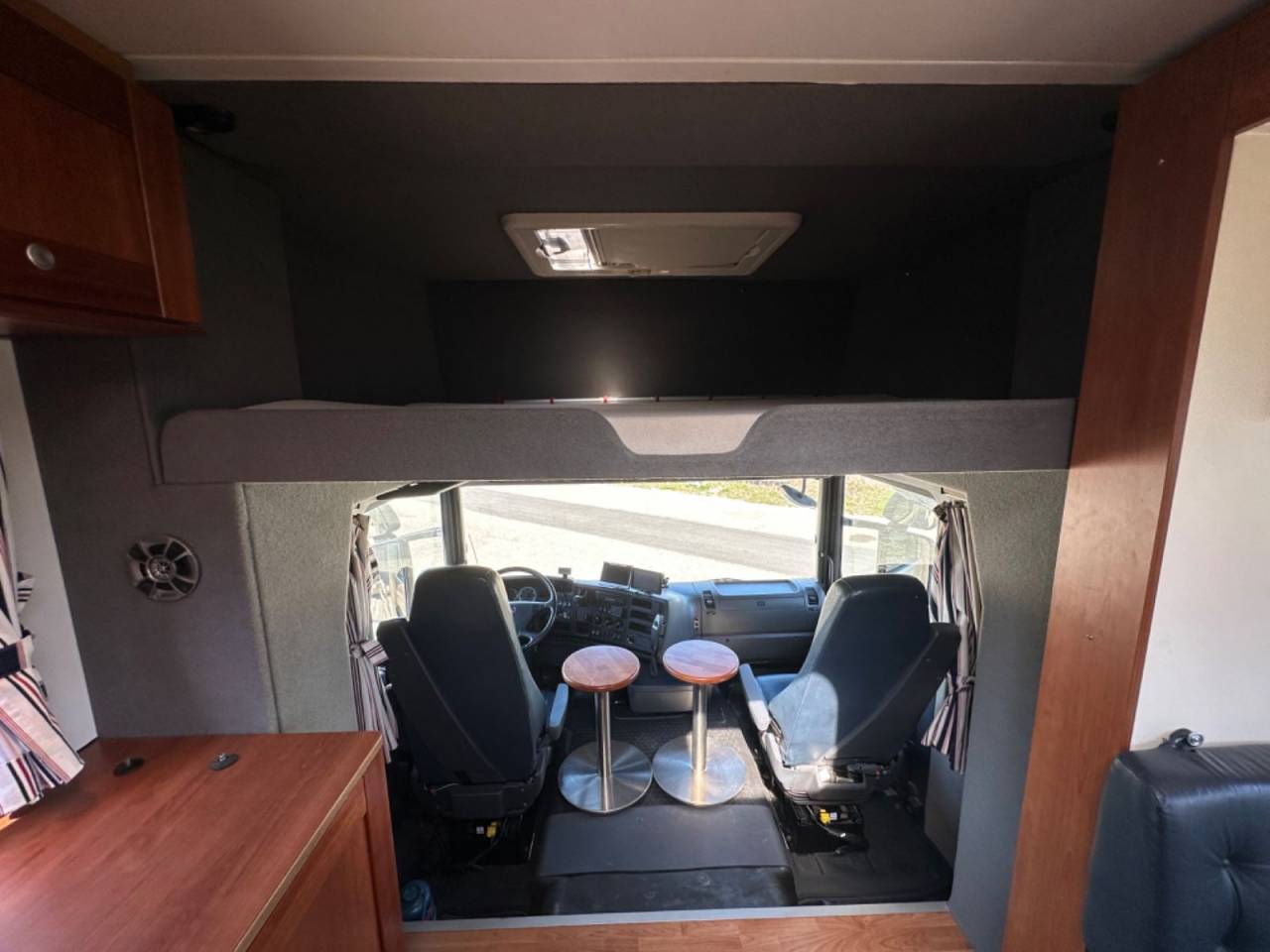 Zware paardenvrachtwagen (groot rijbewijs) Scania SCANIA 0 Tweedehands