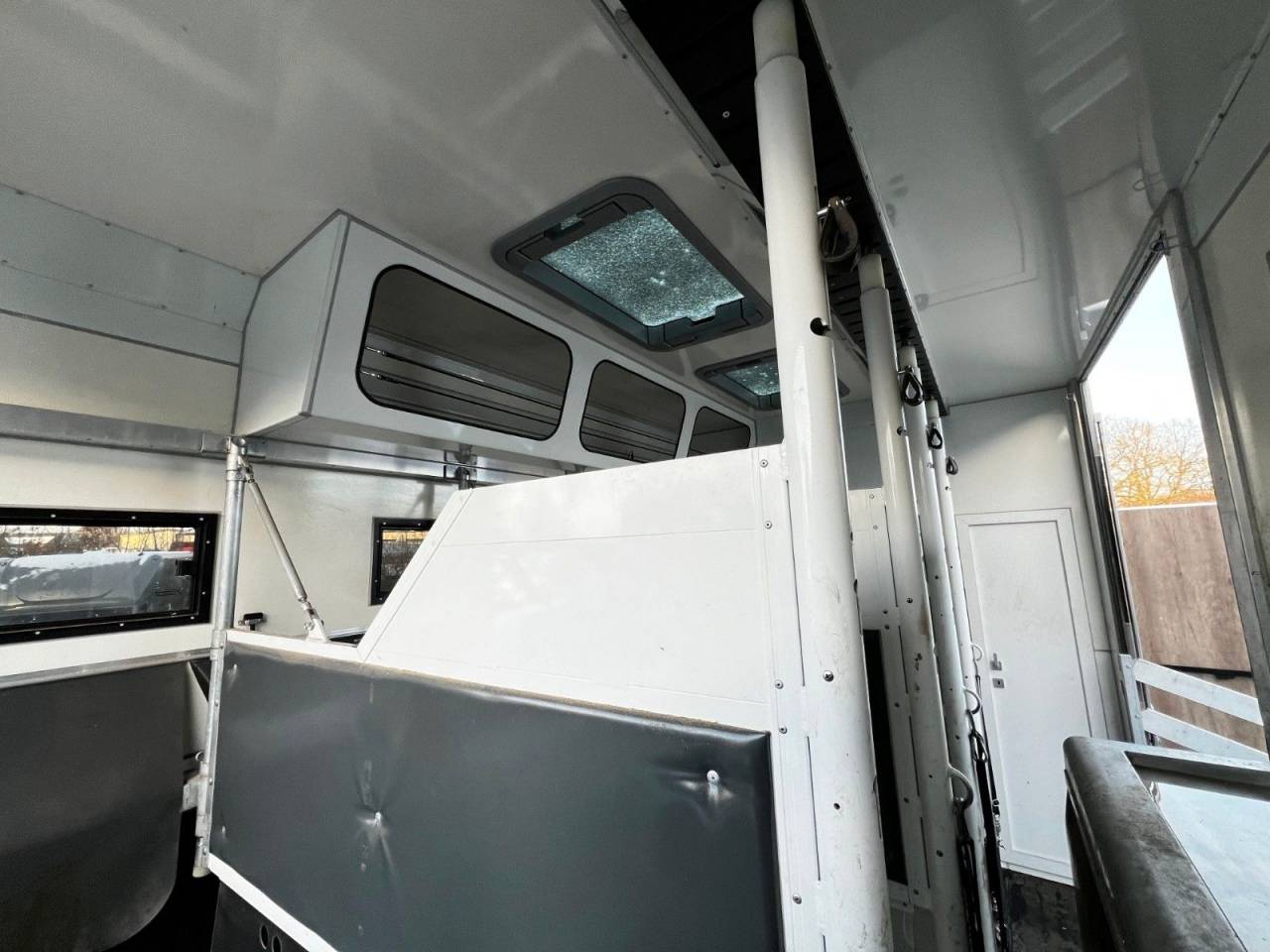 Zware paardenvrachtwagen (groot rijbewijs) Man MAN 0 Tweedehands