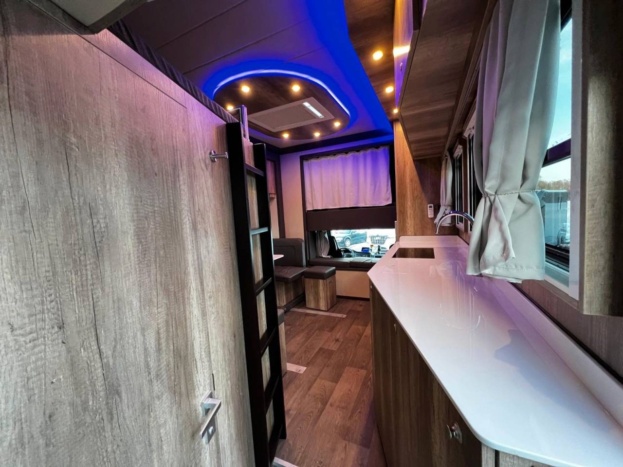 Zware paardenvrachtwagen (groot rijbewijs) Man MAN 0 Tweedehands